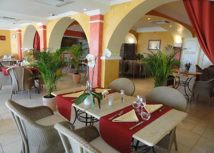 Hotel Hotel & Spa La Villa 3*